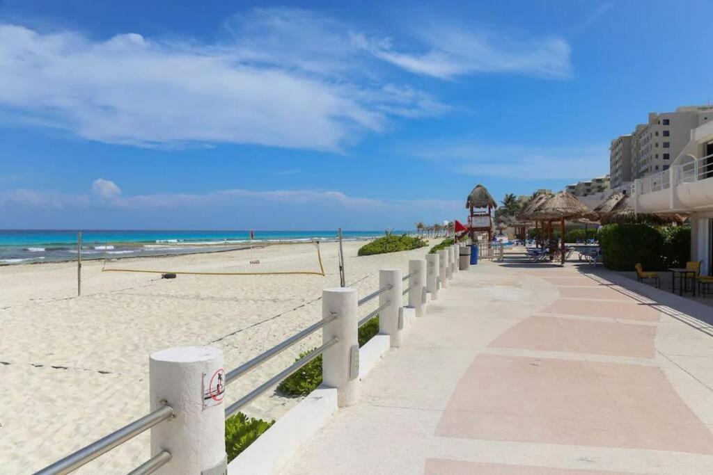 Villas Marlin By Andiani Travel Cancún Esterno foto